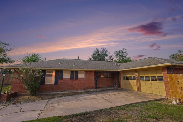  1803 Sea Queen Ct, Houston, TX 77008