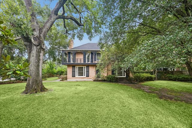  2900 Chevy Chase, Houston, TX 77019