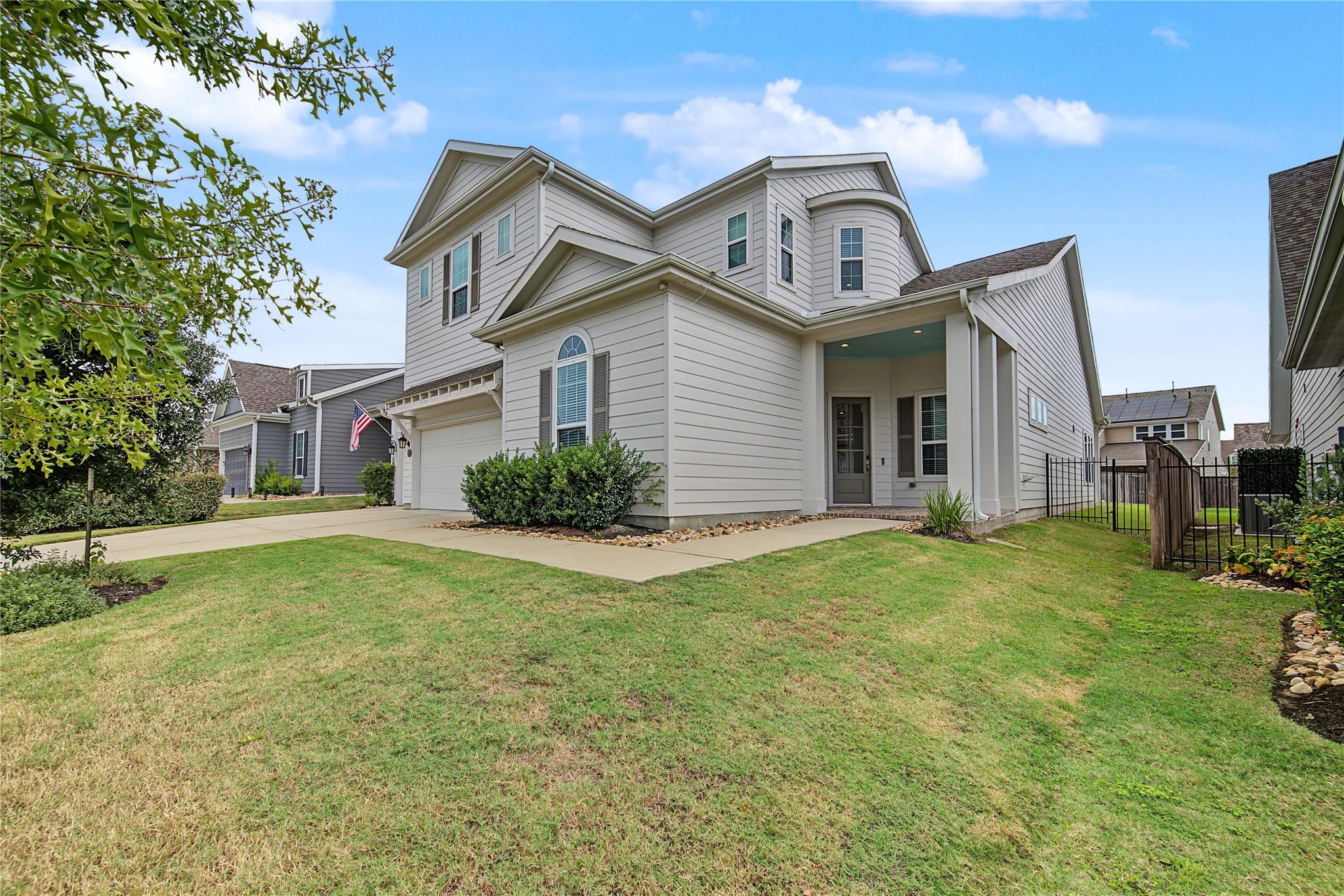 2352 Goldenglade Dr, Conroe, TX 77384 cover photo. Doors Open Tour advertisement.
