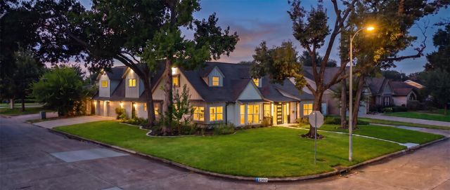 2302 Brooktree, Houston, TX, 77008