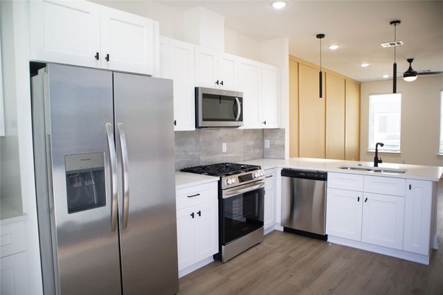 3522 Mansfield Building G, Houston, TX, 77091