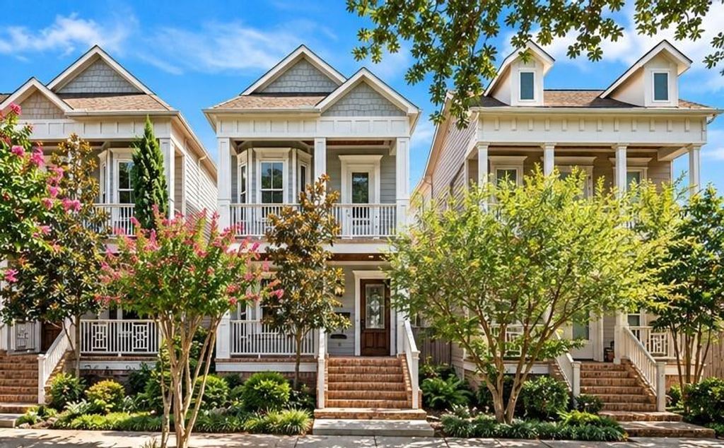 218 E 27th St A, Houston, TX 77008 cover photo. Doors Open Tour advertisement.