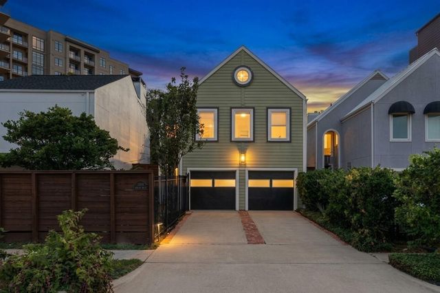  6205 Westcott St, Houston, TX 77007