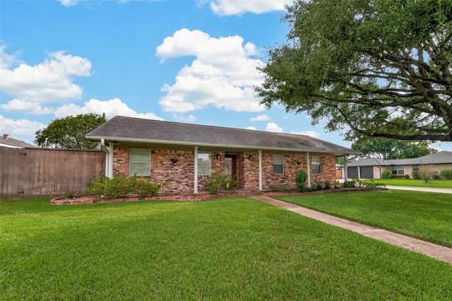 2210 Lazybrook, Houston, TX, 77008