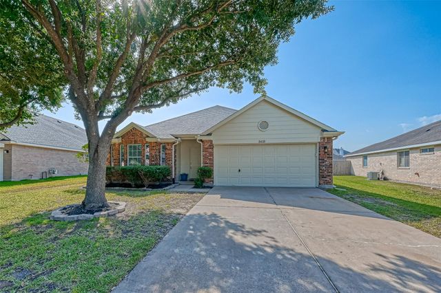 8418 Woodland Knoll
