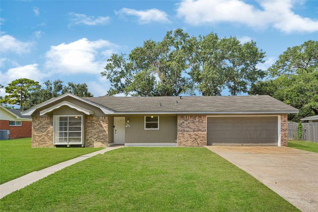  1609 Heights Dr, Katy, TX 77493