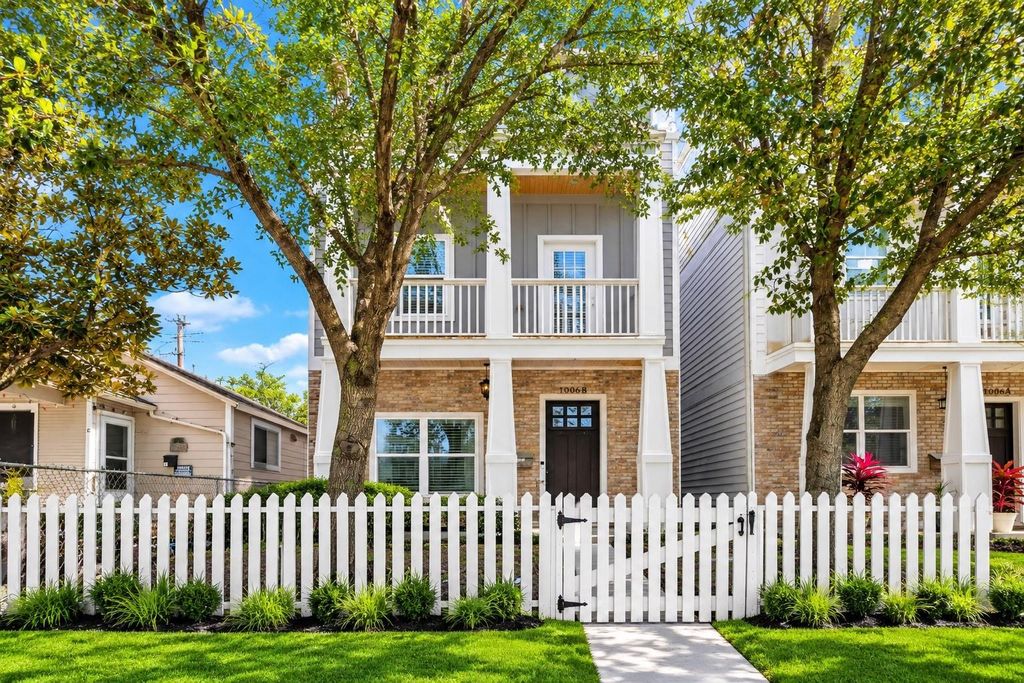 1006 Enid St B, Houston, TX 77009 cover photo. Doors Open Tour advertisement.