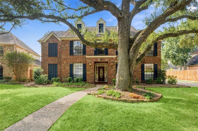  17111 Post Oak Holw, Spring, TX 77379