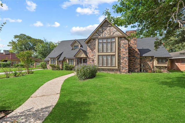  2414 Sieber Dr, Houston, TX 77017