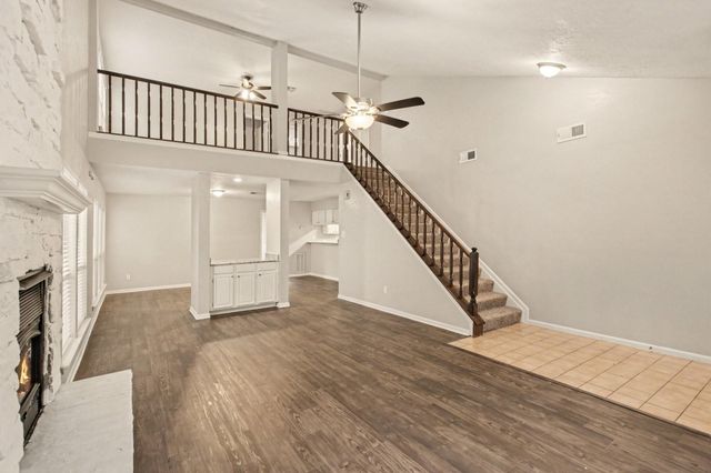 28 Windfellow, The Woodlands, TX, 77381
