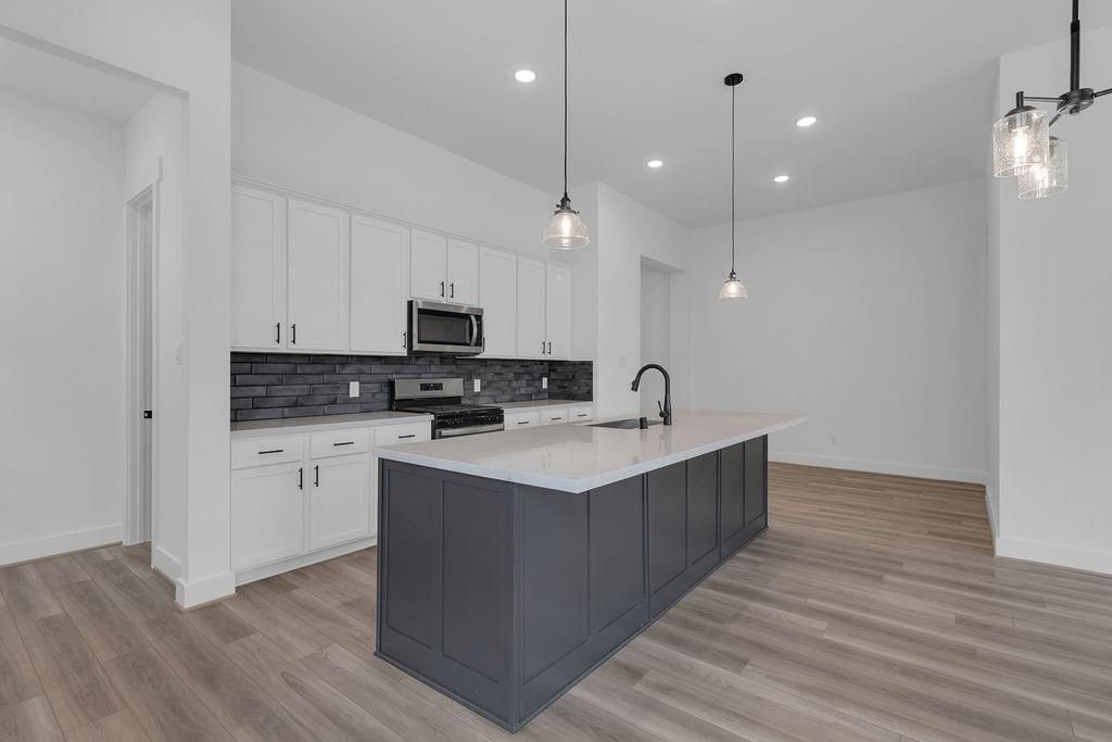 7522 Striped Maple Dr, Fulshear, TX 77441 cover photo. Doors Open Tour advertisement.