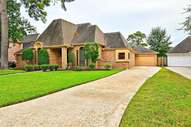  6018 Spring Creek Ln, Spring, TX 77379