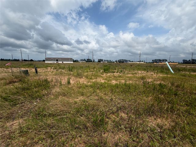 653 Road 592005, Cleveland, TX, 77327