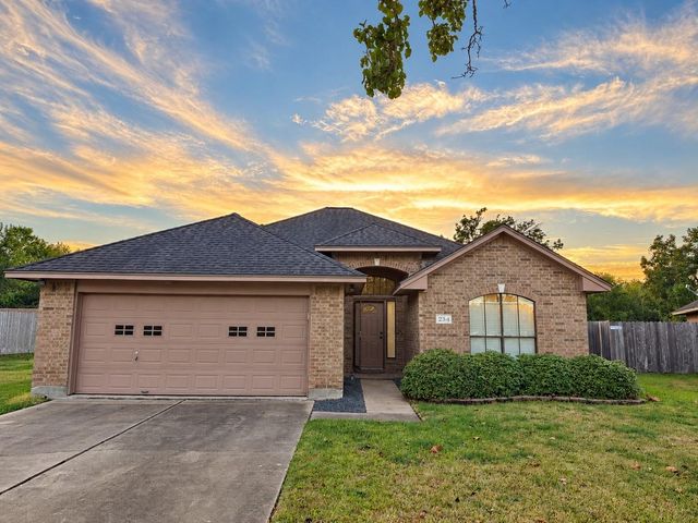 234 Mango St, Lake Jackson, TX 77566