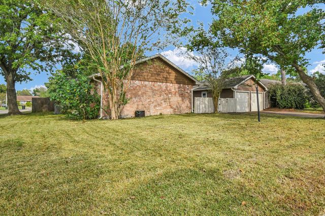 16103 Tibet, Friendswood, TX, 77546