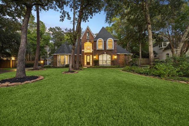  4 E Eden Elm Cir, The Woodlands, TX 77381