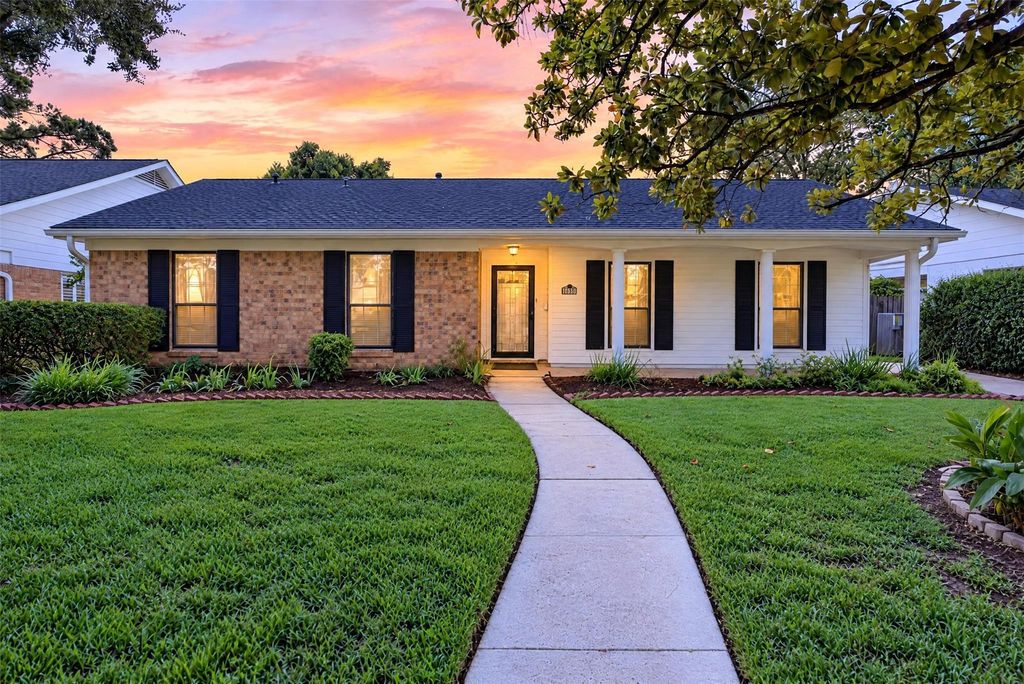 12507 Kingsride Ln, Houston, TX 77024 cover photo. Doors Open Tour advertisement.