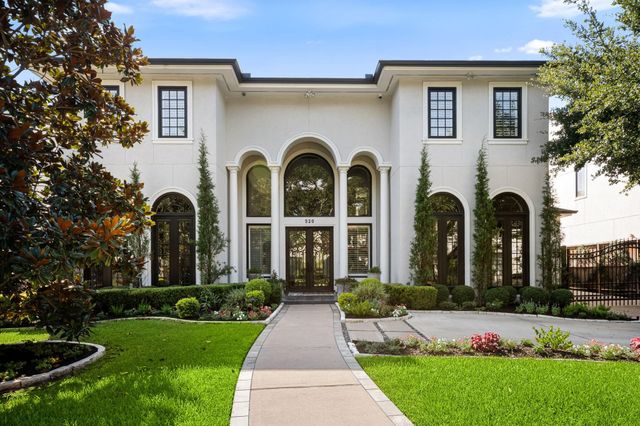 520 3rd, Bellaire TX 77401