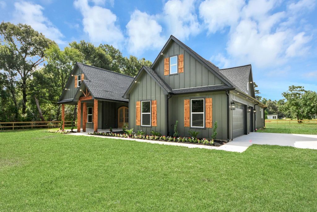 11662 South Branch Dr, Plantersville, TX 77363 cover photo. Doors Open Tour advertisement.