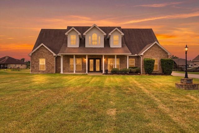1030 Drake, Bridge City, TX, 77611