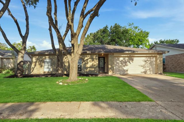 14315 Golden Cypress