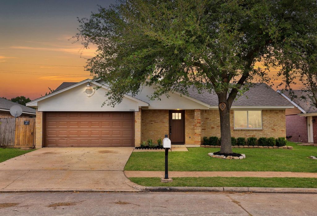 1506 Wilshire Park Dr, Houston, TX 77038 cover photo. Doors Open Tour advertisement.