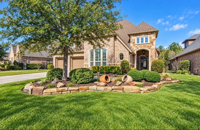 46 Lake Voyageur Dr, Spring, TX 77389