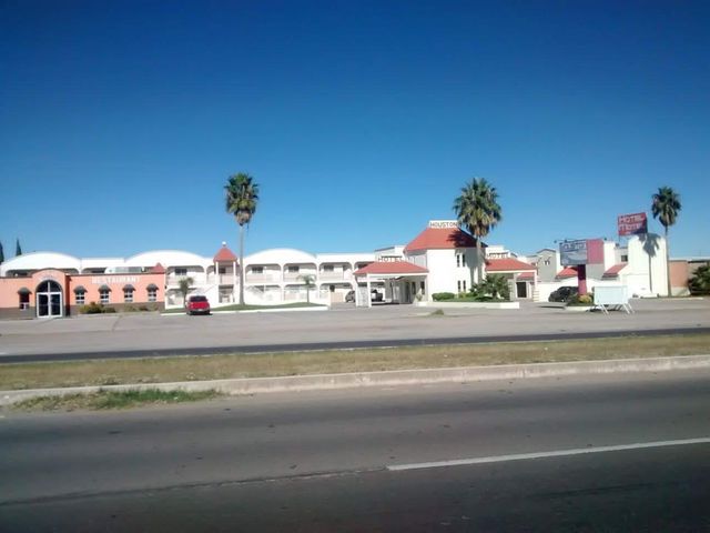 KM 13 Carr. Chihuahua-Cuauhtemoc  El Fresno, Chihuahua