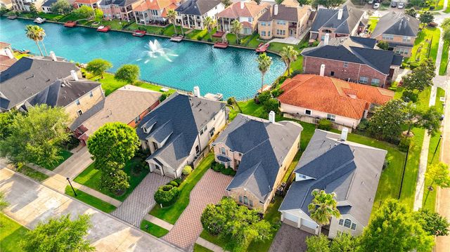  14206 Ayers Rock Rd, Sugar Land, TX 77498