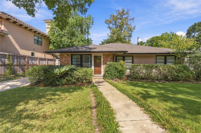 4612 Evergreen, Bellaire TX 77401
