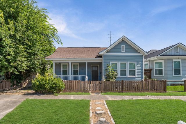 1204 Shearn, Houston, TX, 77007