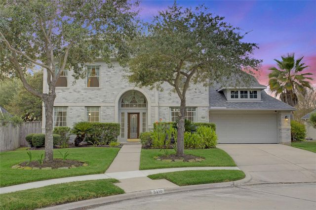 5410 Drakeview