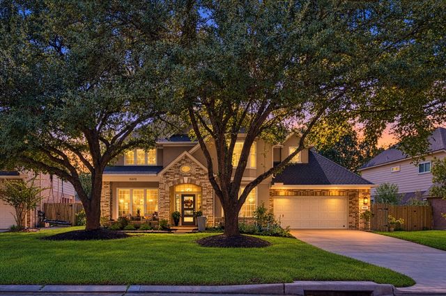 15915 Ellendale