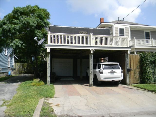 2504 Avenue P 1/2, Galveston, TX, 77550
