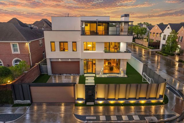 6002 Valley Forge, Houston, TX, 77057