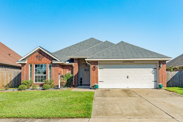112 Blue Jay, Richwood TX 77566