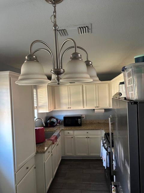 2225 34th, Texas City, TX, 77590