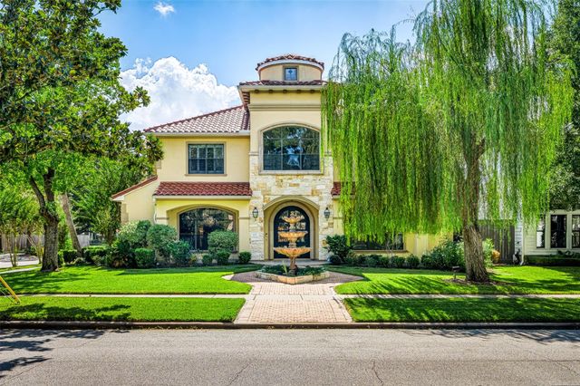 4601 Birch, Bellaire TX 77401