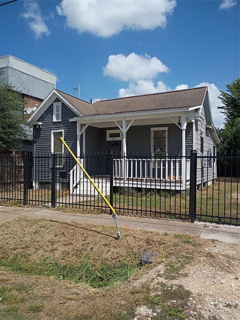 2611 Tuam, Houston, TX, 77004