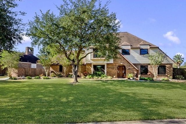 928 Oleander, Lake Jackson, TX, 77566