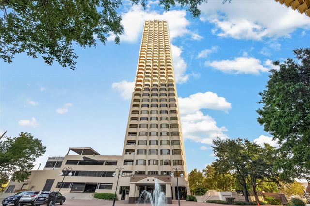 2001 Holcombe, Houston, TX, 77030
