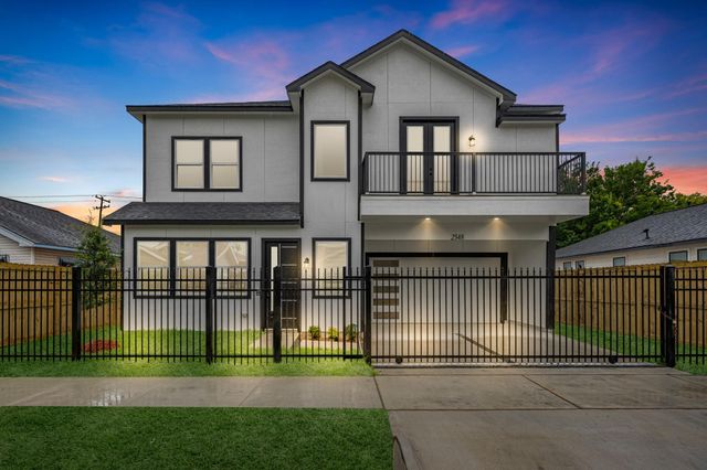2348 Delafield, Houston, TX, 77023